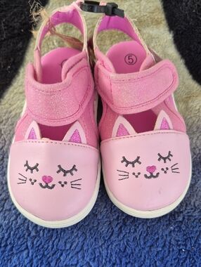Kids Pink Cat Face Sandals - Cute Velcro Toddler Shoes